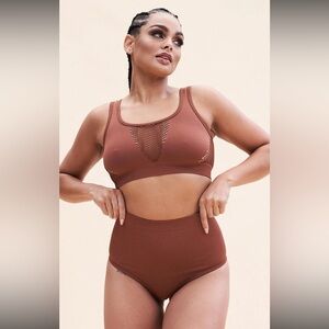 Lunalae high waisted choco pole bottoms